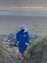 Load image into Gallery viewer, Cois Farraige Waterproof Changing Robe. (Blue)Eco friendly
